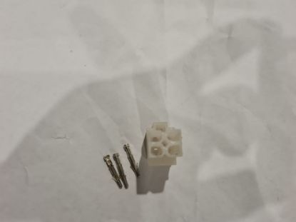 Picture of Suzuki 4 Pin Connector Amp 14